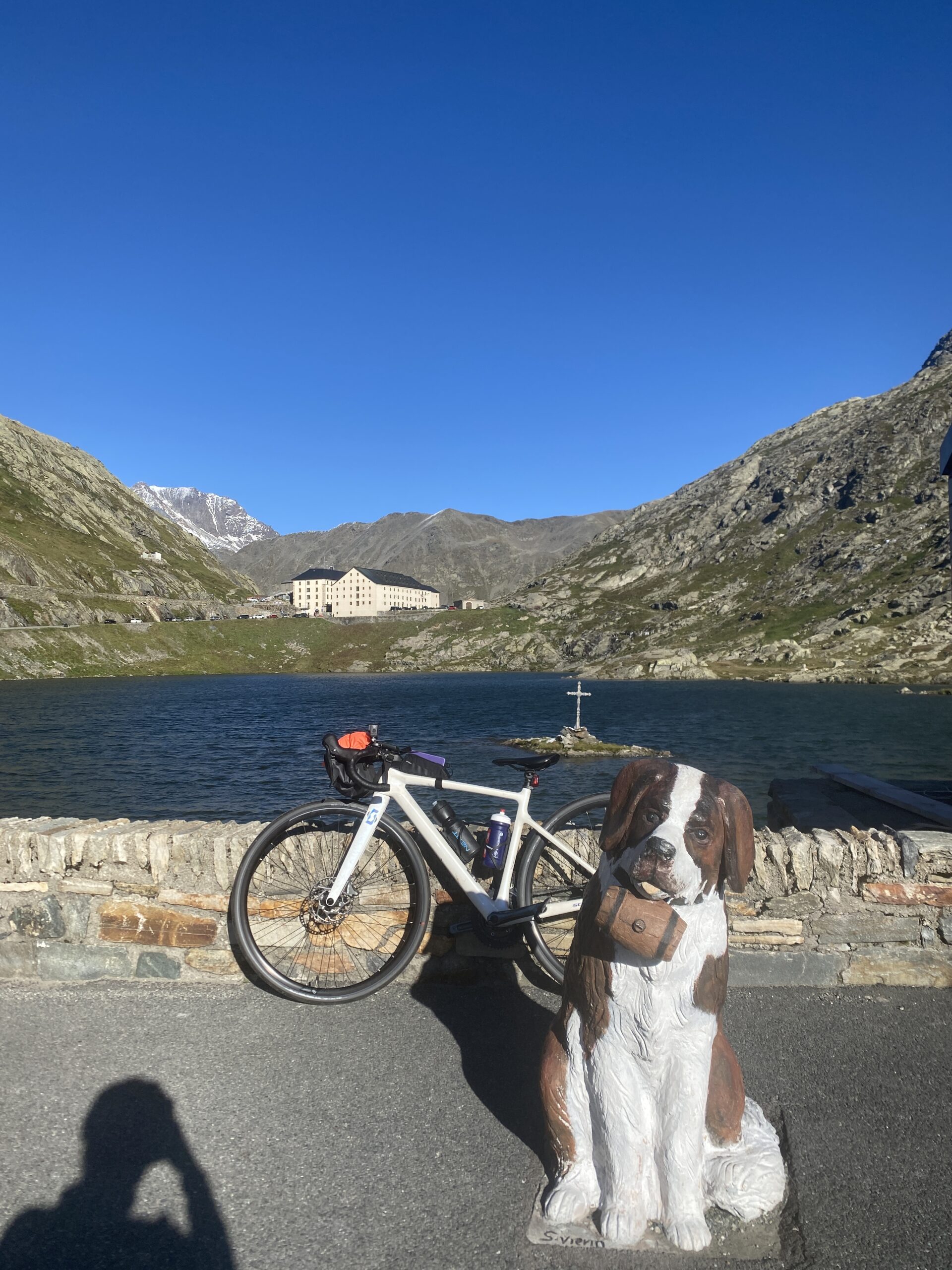 COL DU GRAND SAINT BERNARD – Thonon > Aoste à vélo